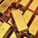 Gold Trading Above $2,000/oz as Fed Predicts Recession