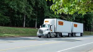 Trucking Giant Yellow To Declare Bankruptcy, Ceases Operations