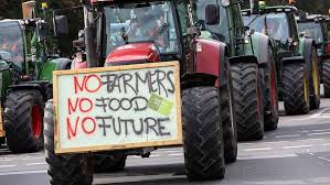 Polish Farmers Set To Join European Revolt With Mass Blockade